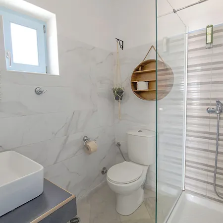 Apartament Glyfa Village *